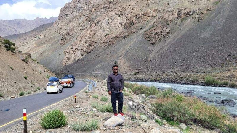 কাশ্মীর লাদাখ রোড